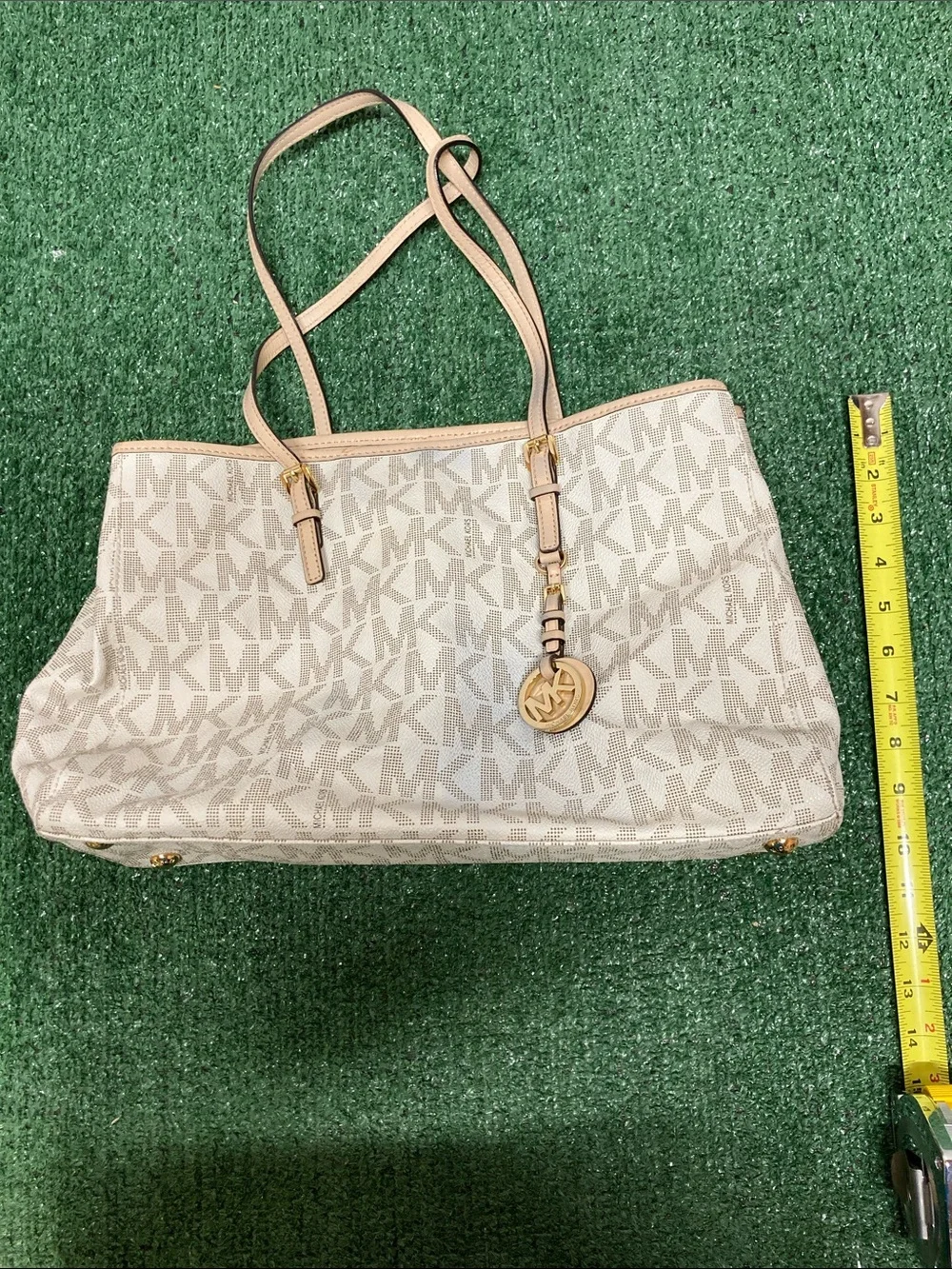 Michael Kors Cream Logo Tote with Gold Accent (OKPM-09-038)